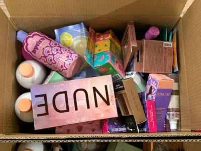 25 stuks cosmetica en verzorging -alles is nieuw -mixdoos – kavel bij GSD Auctions, Zoeterwoude