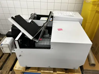 2 Stk. Vacuum Pumps Agilent+ Edwards – kavel bij NetBid, Eimsbüttel (Hamburg)