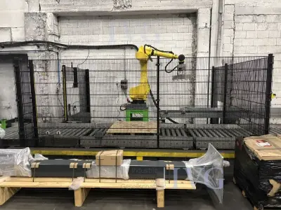 Palletiseercel voor zakken / palletiseerrobot FANUC Robot M-710iC / 70 – kavel bij IVG, Premnitz