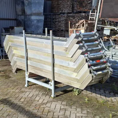 9x Bordestrap, Layher, Allround, in transportbok – kavel bij Onlineveilingmeester, Smilde
