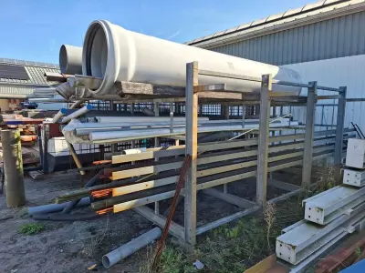 Langmateriaalstelling met inhoud – kavel bij Onlineveilingmeester, Smilde