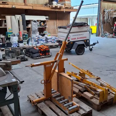 Stenenknipper, ALMI, 609 07 72, Geel – kavel bij Onlineveilingmeester, Smilde