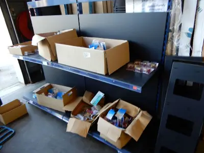 Inhoud stellingvak insteelkoppelingen water en cv, Tectite, koper/staal/messing – kavel bij Onlineveilingmeester, Assen