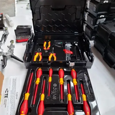 2x 30-Delige gereedschapset Wiha, 16054381CT – kavel bij Onlineveilingmeester, Winsum