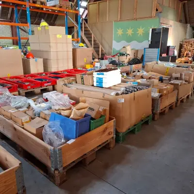 Grote partij divers ijzerwaar op 5x pallet – kavel bij Onlineveilingmeester, Winsum