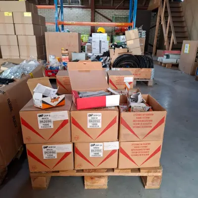 Partij diverse ankers en slagpluggen Spit en Fischer – kavel bij Onlineveilingmeester, Winsum