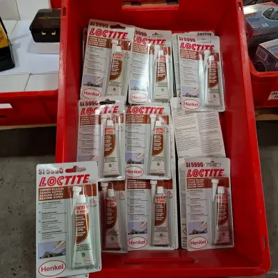 Ca. 30x Tube Locktite Henkel, SI5990 | silicone koper – kavel bij Onlineveilingmeester, Winsum