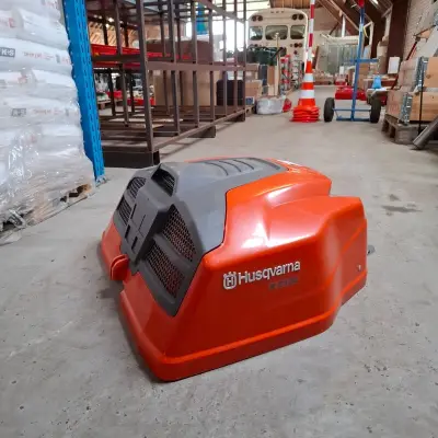 Motorkap t.b.v. Husqvarna R213C grasmaaier – kavel bij Onlineveilingmeester, Winsum