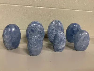 7x Calciet blauw vrije vorm – kavel bij Onlineveilingmeester, Gramsbergen