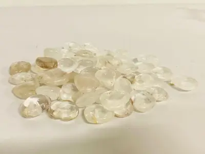 Ca. 50x Bergkristal hartjes – kavel bij Onlineveilingmeester, Gramsbergen