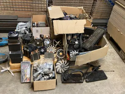 Partij computerkoeling en ventilatoren – kavel bij Onlineveilingmeester, Gramsbergen