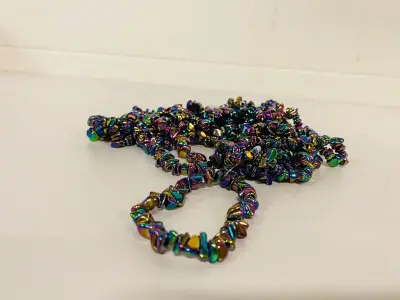 Ca. 20x Hematiet aura armbanden – kavel bij Onlineveilingmeester, Gramsbergen