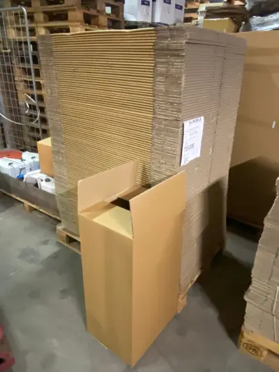 Ca. 115x Verzenddozen 43x32x75cm, dubbelgolf, bruin – kavel bij Onlineveilingmeester, Gramsbergen