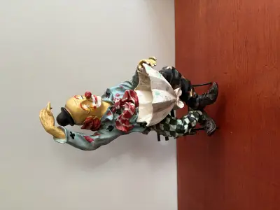 Clown met kleine paraplu kunststof – kavel bij GSD Auctions, Zoeterwoude