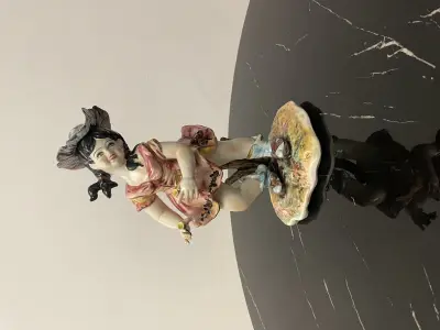 Capodimonte beeld – kavel bij GSD Auctions, Zoeterwoude