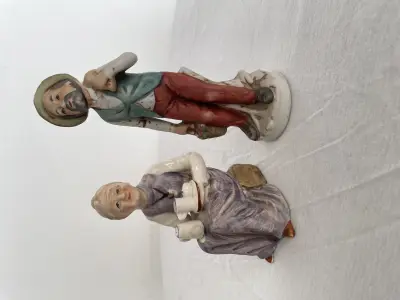 Opa en oma beeldjes keramiek – kavel bij GSD Auctions, Zoeterwoude