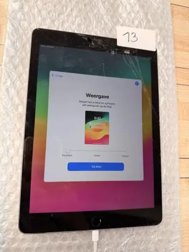 iPad 6th Gen – kavel bij Openbare Verkopen, Zele