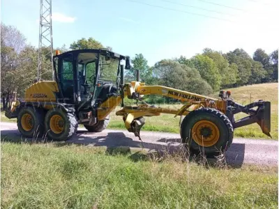 1 Grader New Holland F 156.7A Tier 3 – kavel bij Zoll-Auktion, Ilmenau