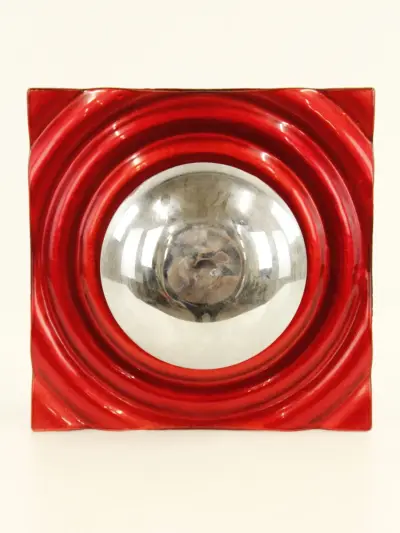 Wandlamp rood glas/chrome | Neuhaus / Pan / Globen AB – kavel bij De Kringwinkel, Antwerpen