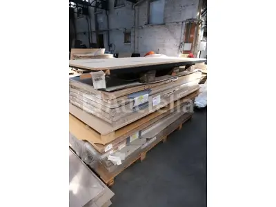 Binnendeuren – kavel bij Auctelia, Liège