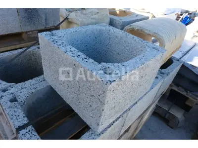 18 Enkele betonnen bushels – kavel bij Auctelia, Paliseul
