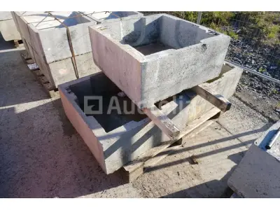 3 betonnen inspectiekamers 72x72x30 – kavel bij Auctelia, Paliseul