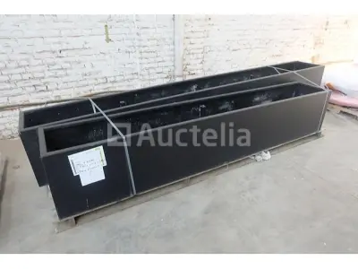2 metalen bloembakken – kavel bij Auctelia, Liège