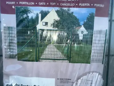Stock nieuw tuinmaterieel poorten/net/.... Gardencenter VB SC 7001-7040 (72/2026) – veiling bij Venalis, Roeselare
