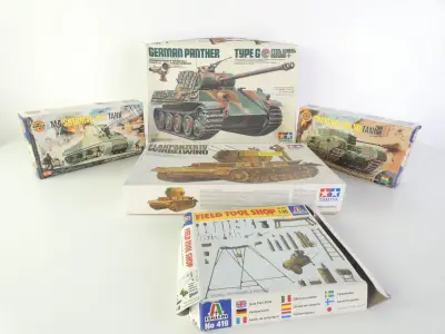 Kavel van 5 militaire modelbouwdozen (1:35 & 1:72) – Tamiya, Italeri, Airfix – Deels Vintage – kavel bij De Kringwinkel, Heverlee