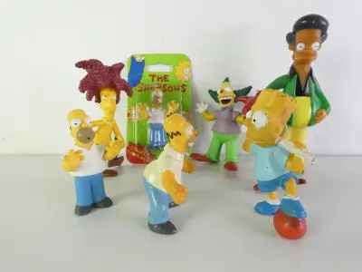 8 vintage The Simpsons figuren – kavel bij De Kringwinkel, Heverlee