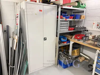 Lagerregal und Schrank – kavel bij IVG, Luckenwalde