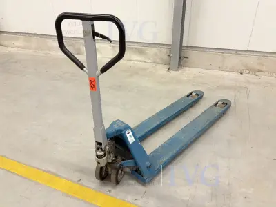 PFAFF-vorkhefwagen – kavel bij IVG, Luckenwalde