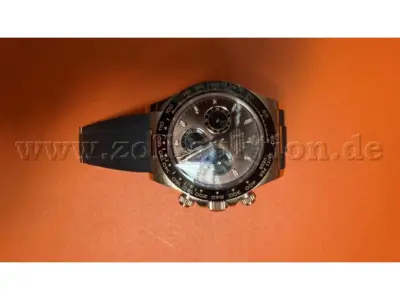 1 Herren Armbanduhr der Marke ROLEX, Modell Cosmograph – kavel bij Zoll-Auktion, Köln