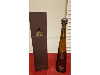 1 Flasche Tequila DonJulio 1942, 700ml 38 % Vol. Alc – kavel bij Zoll-Auktion, Berlin