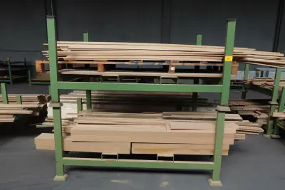 2x Stapelbare metalen houder + inhoud – kavel bij Openbare Verkopen, Ouwegem