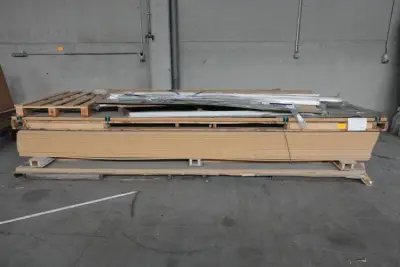 18x MDF plaat – kavel bij Openbare Verkopen, Ouwegem