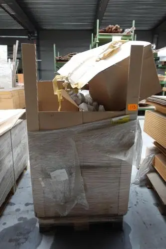 Pallet kartonnen hoekbeschermers – kavel bij Openbare Verkopen, Ouwegem