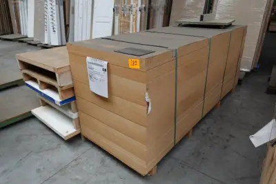 Pallet HDF Homadure – kavel bij Openbare Verkopen, Ouwegem