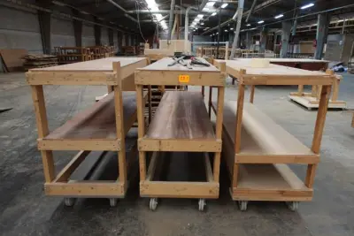 3x Houten kar – kavel bij Openbare Verkopen, Ouwegem