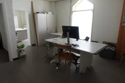 Inhoud bureau – kavel bij Openbare Verkopen, Ouwegem