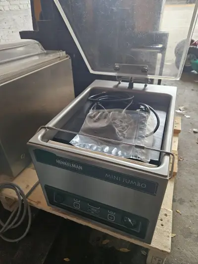 Henkelman mini jumbo vacuum machine gereviseerd – kavel bij Veilingwinnaar