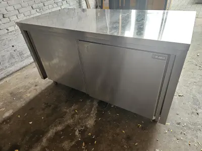 rvs werktafel schuifdeuren 150x70 cm – kavel bij Veilingwinnaar