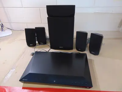 Sony BDV-E2100 5.1 Home cinema set – kavel bij GSD Auctions, Zoeterwoude