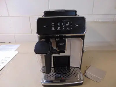 Philips LatteGo EP2235/40 Volautomatische Espressomachine – kavel bij GSD Auctions, Zoeterwoude