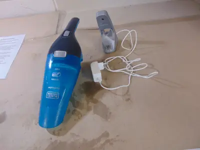Black&Decker WDC215WA Kruimeldief – kavel bij GSD Auctions, Zoeterwoude