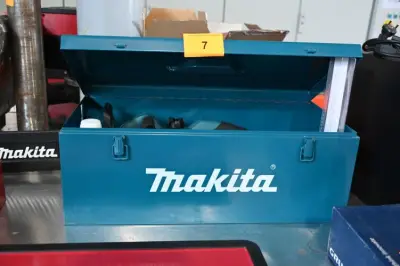 Makita kettingzaag – kavel bij Openbare Verkopen, Vichte