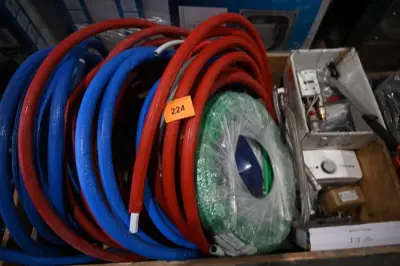 Inhoud pallet diverse werkmateriaal – kavel bij Openbare Verkopen, Vichte