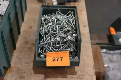Bak torx schroeven – kavel bij Openbare Verkopen, Vichte