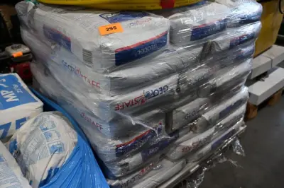 Pallet Geostaff – kavel bij Openbare Verkopen, Vichte