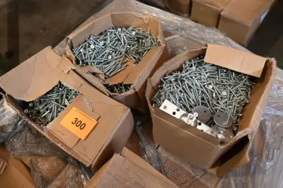 3x doos aangebroken schroeven – kavel bij Openbare Verkopen, Vichte